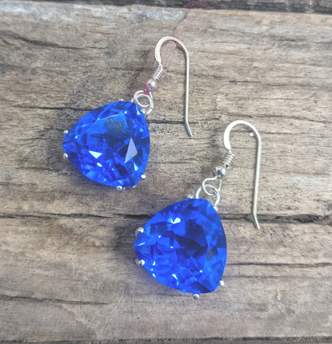 Trillion cut Blue Quartz Earrings 666 - 0 x 0 x 0