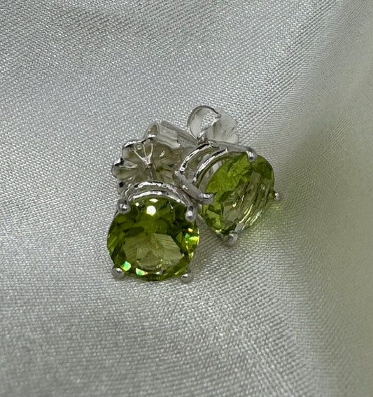 Peridot Earrings 4464