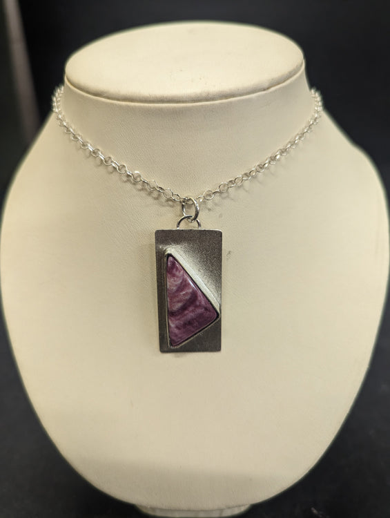 Purple Spiney Oyster Pendant 445