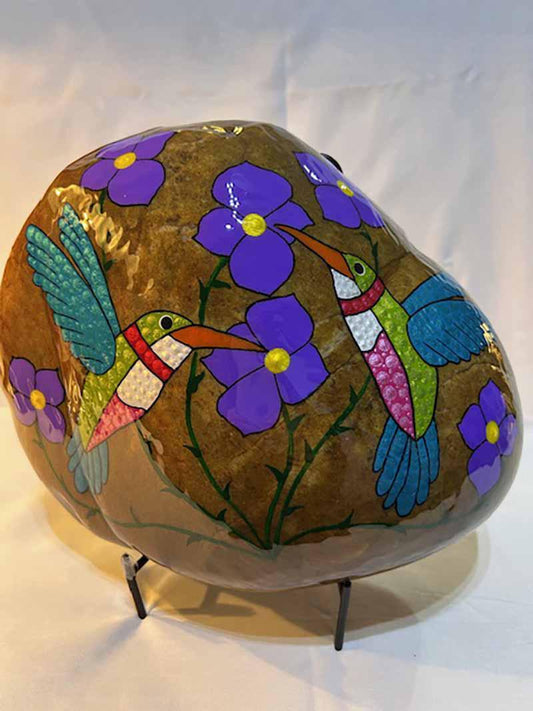 92 2 Hummingbirds w/ 6 Violets