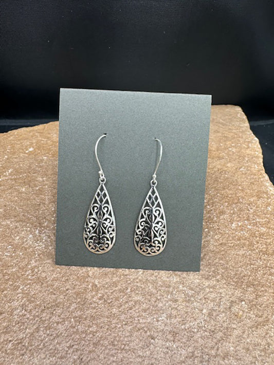 Teardrop Filigree Earrings 4405