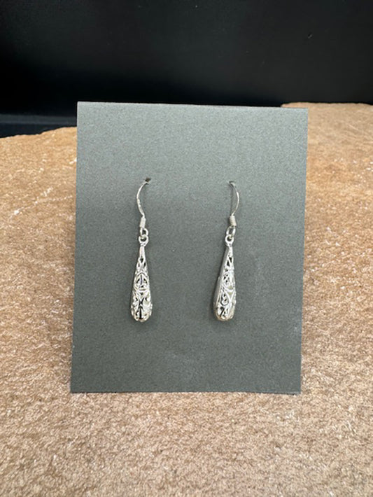 Teardrop Filigree Earrings 4403