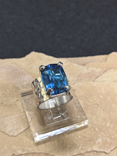 Blue Topaz Ring 691