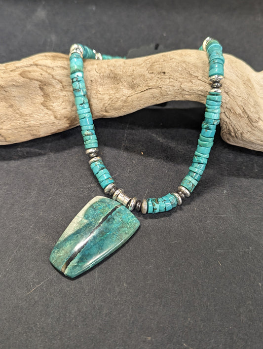 Green Heishi Turquoise Necklace 304