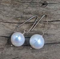 Pearl earrings by Suzanne Woodworth